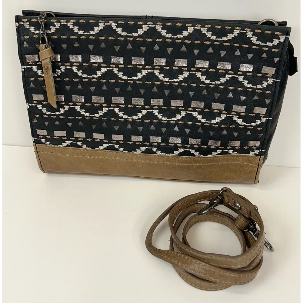 THE SAK Soft Leather Crossbody Bag Black Tan Western Boho Zip Top Shoulder Purse